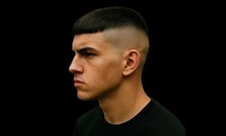 Samsun'un Lisesinde Dikkat Çeken Karar - "Tas Kafa" Tıraşa Yasak Geldi