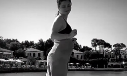 Merve Boluğur Tatile Çıktı! Eski Sevgilisine Gönderme Mi Yaptı?