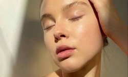 Yüzümüzü Günde Kaç Defa Temizlemeliyiz? Yüz Yıkama Jeli İşe Yarıyor Mu?