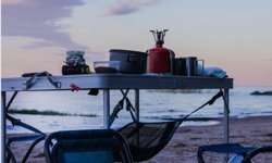 Kamp Keyfinin Konforlu Eşlikçisi: Katlanır Kamp Masası Rehberi