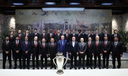 Cumhurbaşkanı Erdoğan, Galatasaray Futbol Takımı’nı Kabul Etti