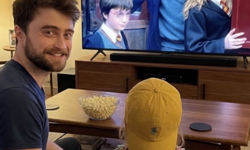 Harry Potter’in Daniel Radcliffe’ı Çocuğuyla Kendi Filmini İzledi