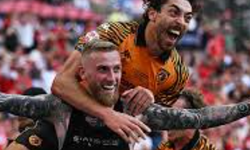 Acun’un Takımı Hull City Middlesbrough’u 1-0 Yendi, Premier Lige Çıktı