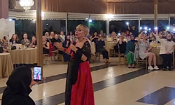 Safiye Soyman Tokat’a Geldi, Hanım Kardeşleriyle Birlikte Şarkı Söyledi