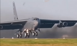 Amerikan B-52 Uçağı Kalkıştan Sonra Düştü! Kaç Kişi Öldü?