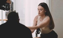 Serenay Sarıkaya Reklam Çekimlerine Devam Ediyor! Hangi Markanın Yüzü Oldu?
