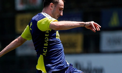 Fenerbahçe Yeni Sezon Hazırlıklarını Sürdürüyor