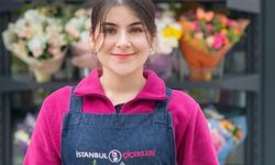 Anneler Günü'nde Çiçek: Uzaktaki Anneye Aynı Gün Sürpriz