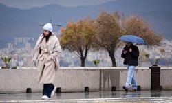 Havalar Ne Zaman Soğuyacak? İstanbul, Ankara ve İzmir'e Yağmur Geliyor! Meteoroloji 4-5 Derecelik Düşüş İçin Tarih Verdi