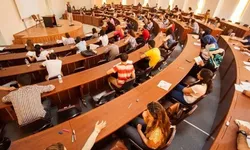 29 Ekim'de Üniversiteler Tatil mi? 28 Ekim'de Ders Var mı, KYK Yurtları Açık mı?