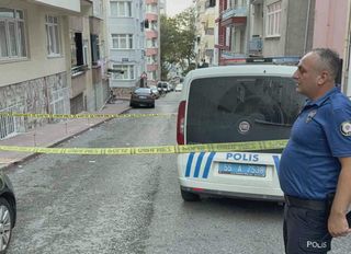 Samsun’da 20 Yaşındaki Genç Kadın Çatıdan Atladı