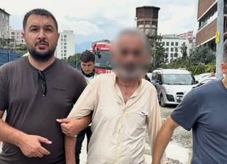 Samsun’da “Yatacak yerim yok” dedi, 8 katlı binanın çatısına çıktı