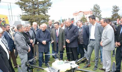 Çiftçiler Günü’nde düzenlenen tarım fuarına yoğun ilgi
