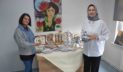 Renklerin dile geldiği çini sergisi açıldı