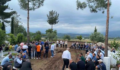 Son sözü ’Anne beni bir şey ısırdı’ olan 5 yaşındaki çocuk hayatını kaybetti