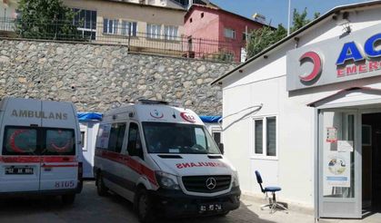 Baraka yangınında 4 kişi hastanelik oldu