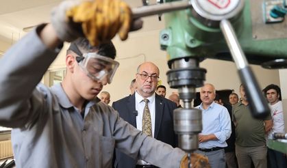 Meslek liseleriler Dulkadiroğlu için üretiyor