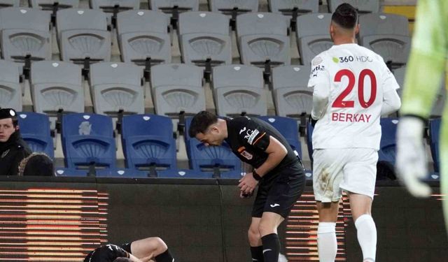 Başakşehir-Pendikspor maçında yardımcı hakem Cemil Tunç sakatlandı