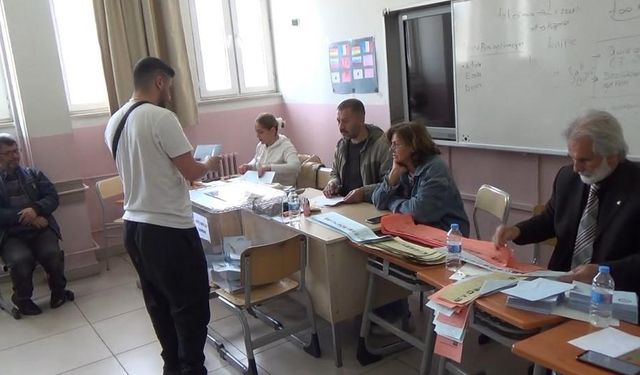 Tunceli’de oy sayımı devam ediyor