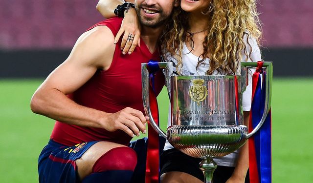 Shakira eşi Gerard Piqué Destek için kendi kariyerini askıya aldı !