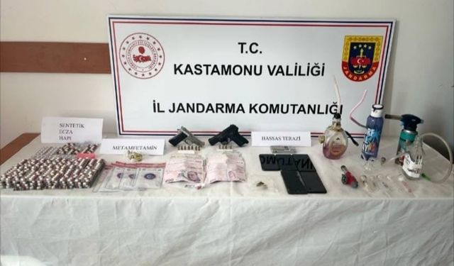 Kastamonu’da uyuşturucu operasyonu: 3 tutuklama
