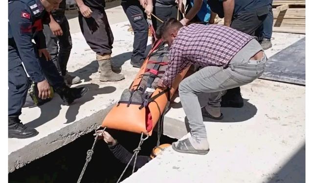 Niğde’de inşaatın gider kuyusuna düşen işçi yaralandı