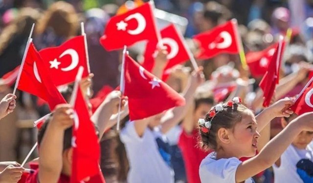 23 Nisan 2026 Tatili Uzayacak mı? Perşembe Günü Planlarınızı Şimdiden Yapın