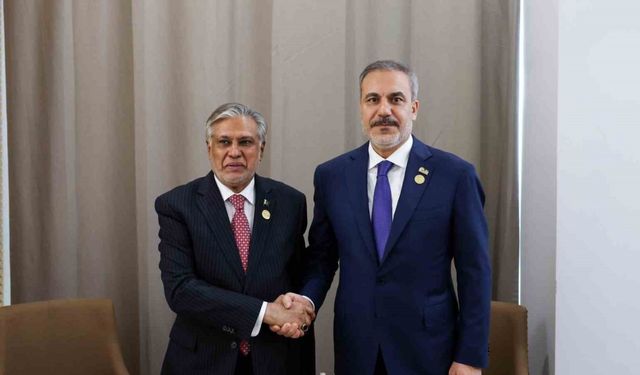 Dışişleri Bakanı Fidan, Pakistan Dışişleri Bakanı Dar ile görüştü