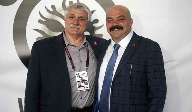 Efsane güreşçiler Mahmut Demir ile Baumgartner, 30 yıl sonra yeniden İstanbul’da buluştu