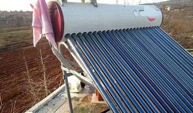 Mersin'de Sıcaklar Güneş Enerjisi Panellerini Patlatıyor!