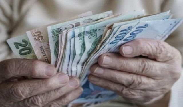 4.000 TL Bayram İkramiyesi İçin Tarihler Netleşiyor: Ödemeler Ne Zaman Yapılacak?