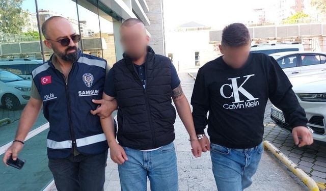 Samsun Atakum’da Silahlı Saldırı: Park Halindeki Araca Ateş Açan 2 Şüpheli Gözaltında