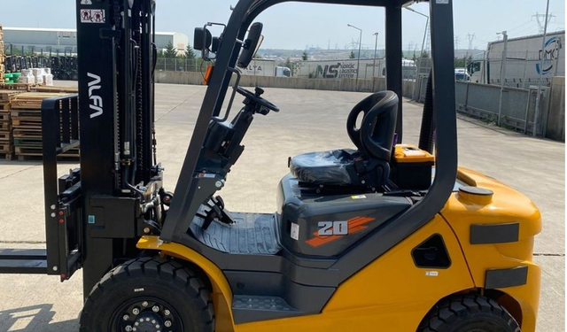 Akülü Forkilft İle Benzinli Forklift Arasındaki Farklar