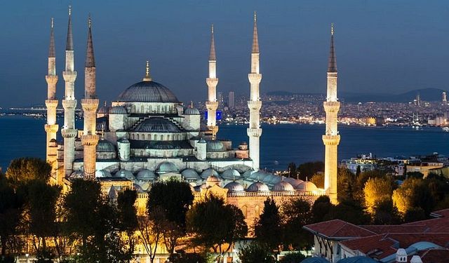 İstanbul'da Mutlaka Gezilecek Yerler Neresidir?