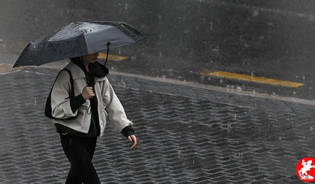 ☁️ Meteoroloji Uyardı: 25'ten Fazla İl Etkilenecek, Toz Taşınımı ve Kuvvetli Rüzgar Yolda