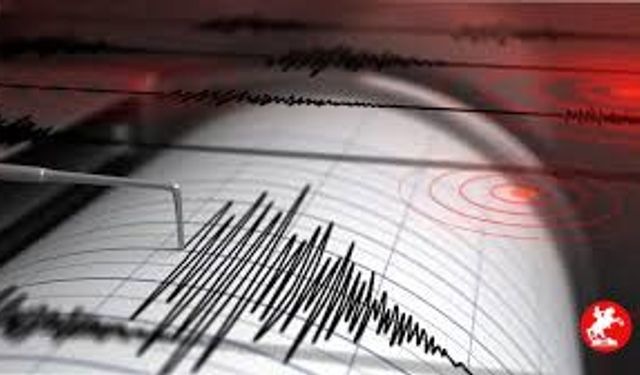 Sındırgı Yine Sallandı: 4.9’luk Deprem Geceyi Hareketlendirdi
