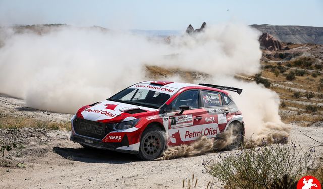 Team Petrol Ofisi pilotu Kerem Kazaz Kapadokya'da yine zirvede