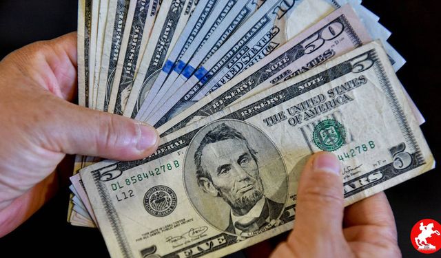 Dolar ve Euro Yükseliyor! Bugünün Güncel Kur Fiyatları Hızla Artıyor