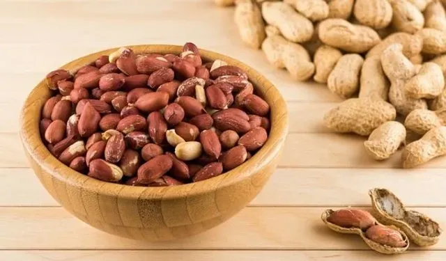 Her Gün Bir Avuç Yer Fıstığı Yediğinizde Vücudunuzda Neler Oluyor? İşte Şaşırtıcı Sonuç!