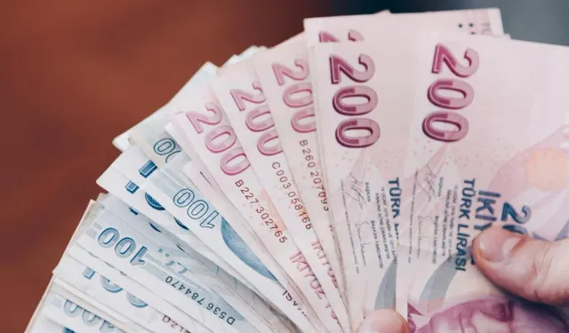 Yüzde 35 İndirimle Evlenecek Gençler İçin Kaçırılmayacak Fırsatlar! Hangi Markalar Desteğe Devam Ediyor?
