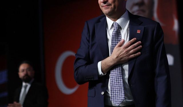 SON DAKİKA: Özgür Özel Yeniden CHP Genel Başkanı Seçildi