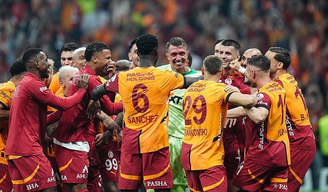 GALATASARAY'IN AJAX MUHTEMEL 11'i Belli Oldu !
