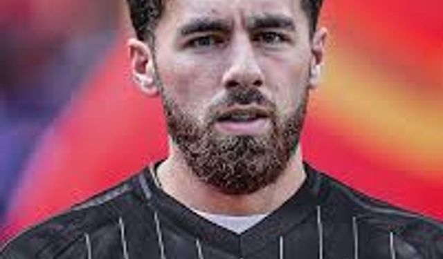 ORKUN KÖKÇÜ'YE Taraftarlardan Büyük Tepki