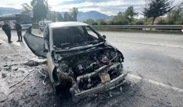 Samsunspor’un Yıldızı Musaba Ölümden Döndü: Kiralık Araç Alev Topuna Döndü