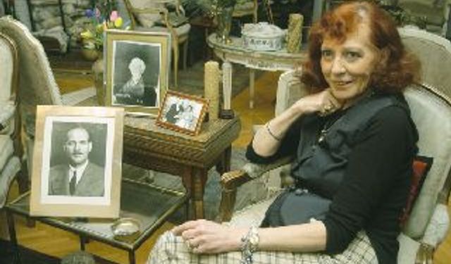 Sevin Zorlu Kimdir? Gazeteci, Yazar Ve Devlet Adamı Kızı