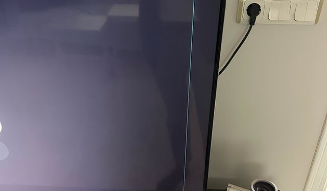 Televizyonda Dikey Çizgi Neden Oluşur?