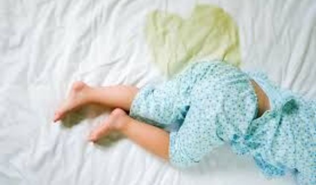 Çocuklarda Gece Alt Islatma Neden Olur ve Nasıl Çözülür?