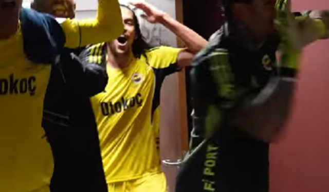 Trabzonspor’u 3-2 Yenen Fenerbahçe’nin Soyunma Odasında Renkli Görüntüler