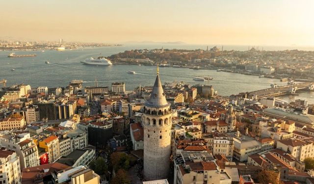 Marmaray’da Zam Kapıda – Bilet 75 TL’ye Dayanıyor, Yolcu “Her Ay Yeni Fiyat” Demeye Başladı