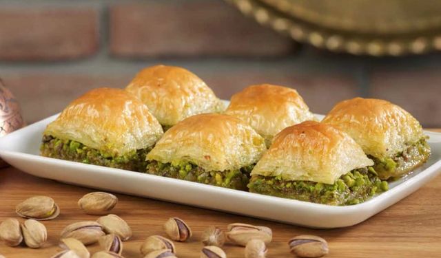 Ramazan Öncesi Tatlı Severlere Müjde – Baklava ve Tatlı Üreticileri Derneği Başkanı Yıldırım’dan “Zam Yok” Açıklaması